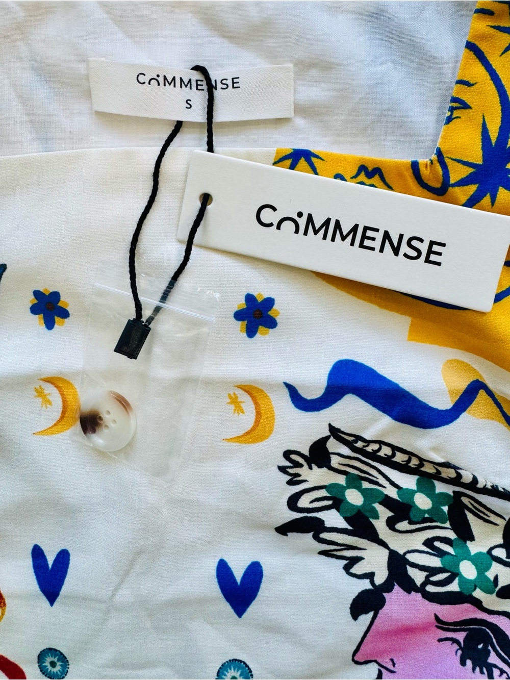 Commense Graphic Print Square Neck Crop Top Size Small [TOP ONLY] - Picture 9 of 10